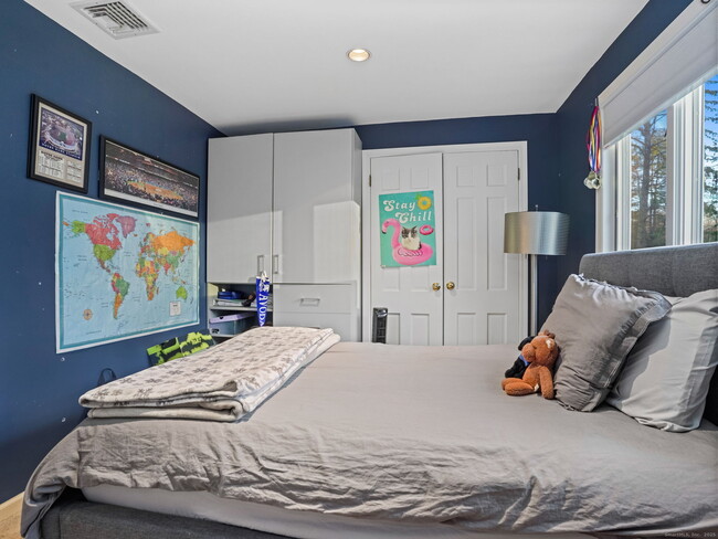 Building Photo - 10 Tupelo Rd