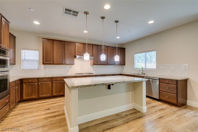 Building Photo - 2884 Green Falls Ave