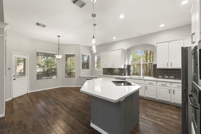 Building Photo - 118 Cezanne Woods Dr