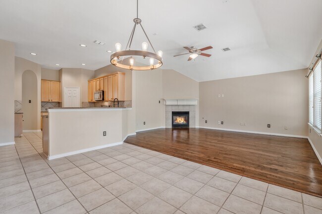 Building Photo - 6412 Autumn Trail