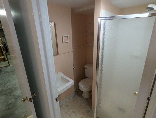 Building Photo - 29 Ridgecrest Rd