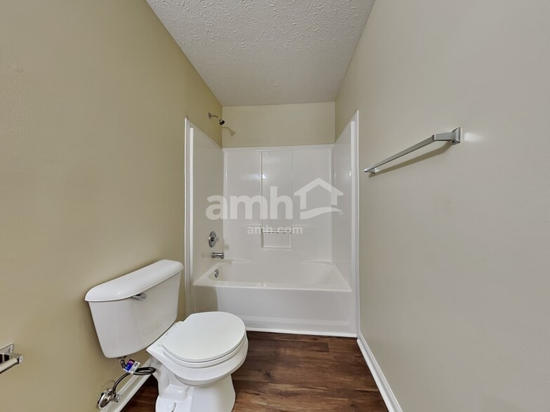 Building Photo - 5813 Columbia Cir