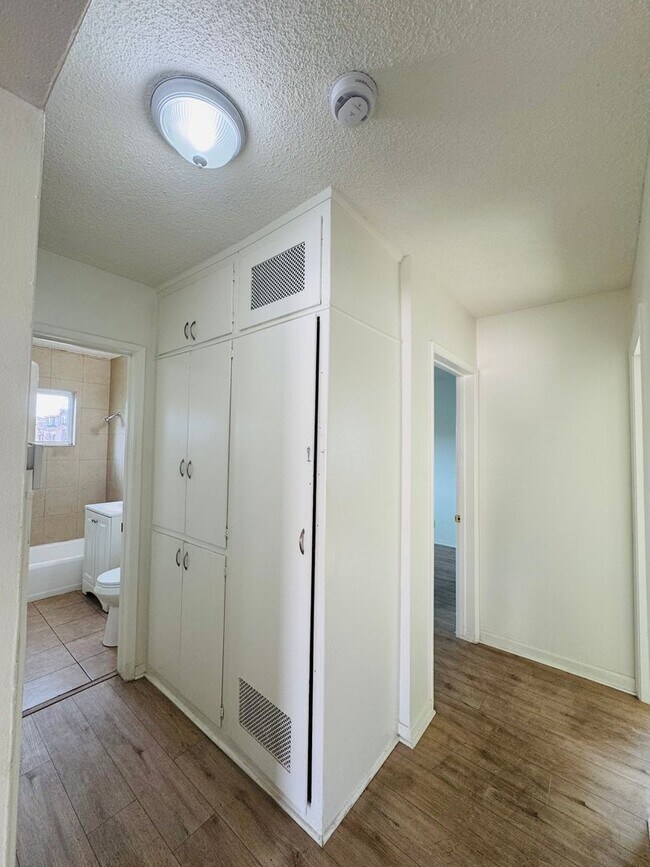 Building Photo - 1230 W 144th St