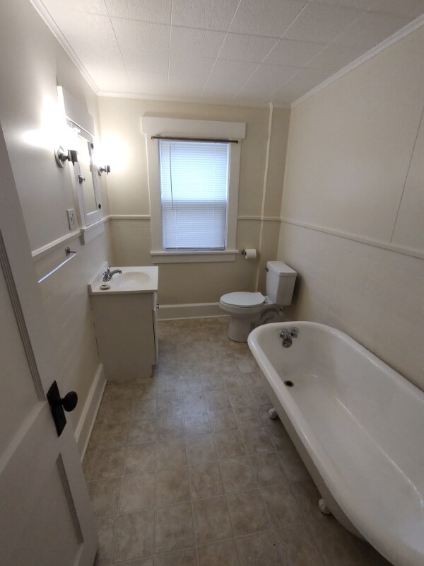 Building Photo - 2718 9th St SW