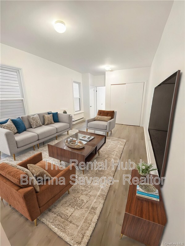 Building Photo - 411 Warburton Ave