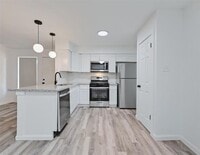 Building Photo - 9508 Kempler Dr