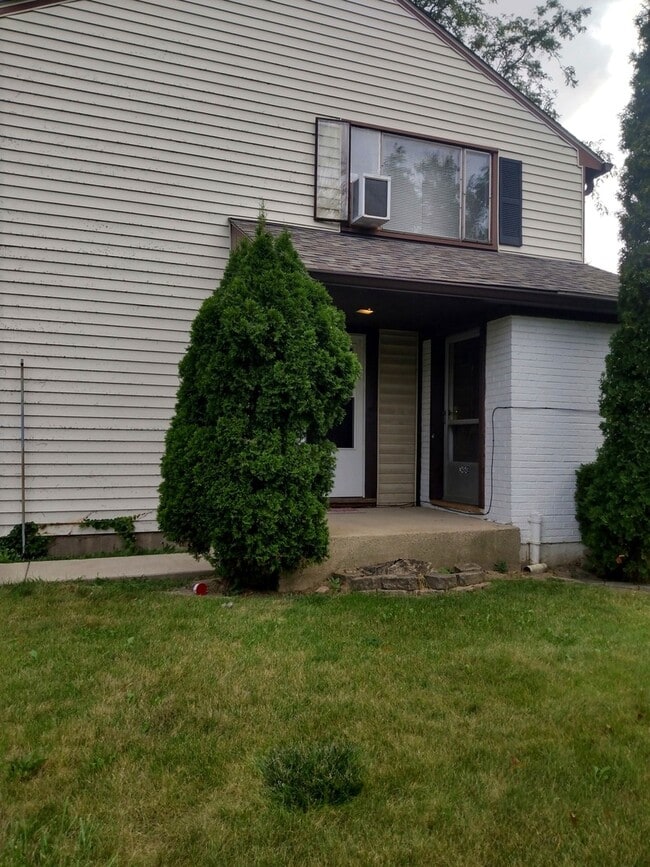 Primary Photo - 3484 Western Ave