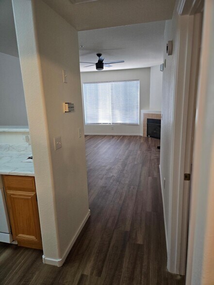 Building Photo - 7123 S Durango Dr