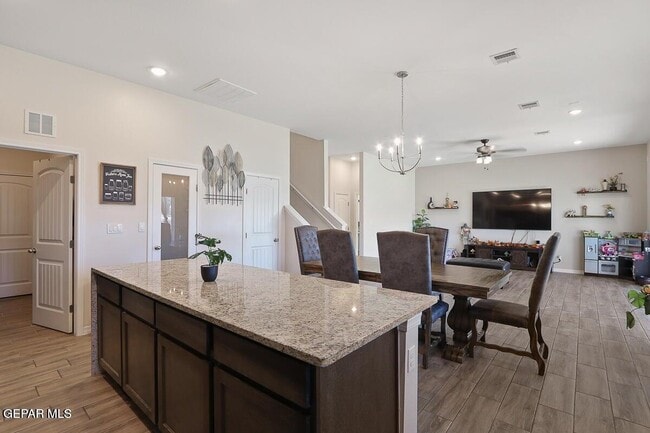 Building Photo - 11381 Hidalgo Dr