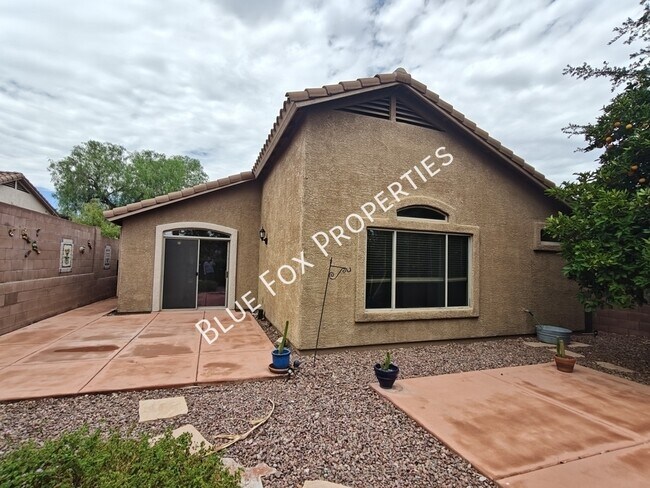 Building Photo - 10923 S Lake Gambusi Dr