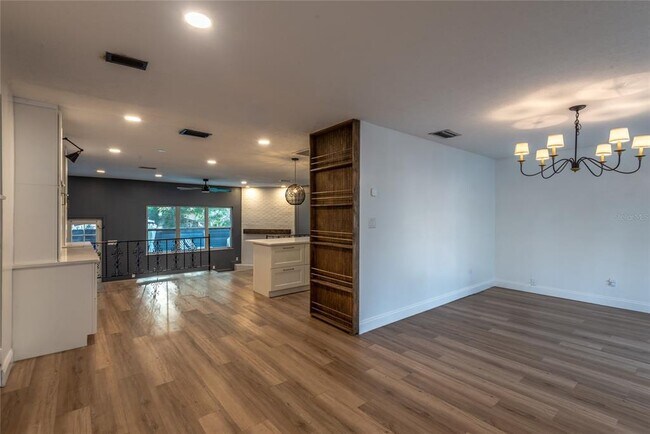 Building Photo - 518 Crestover Dr