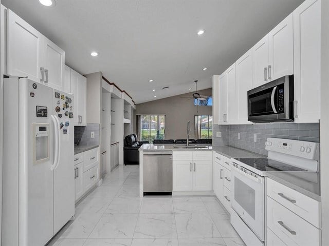Building Photo - 22845 Barrister Dr