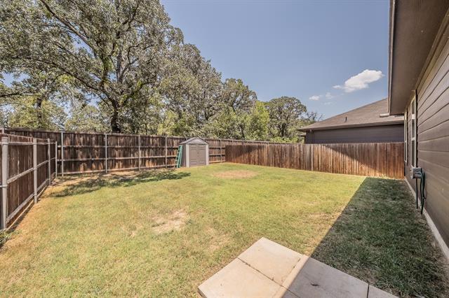 Building Photo - 561 Concho St
