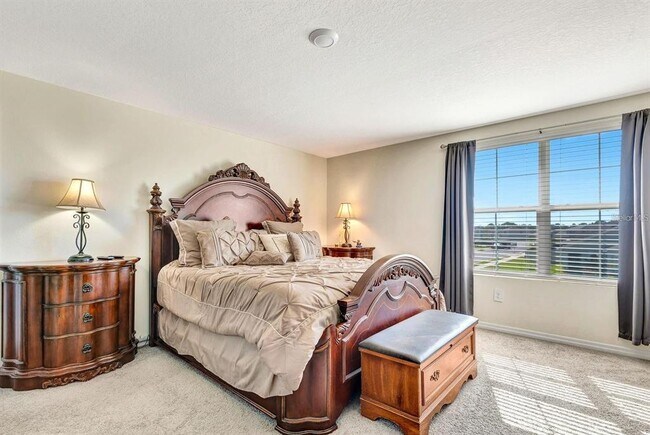 Building Photo - 2942 Rock Sound St