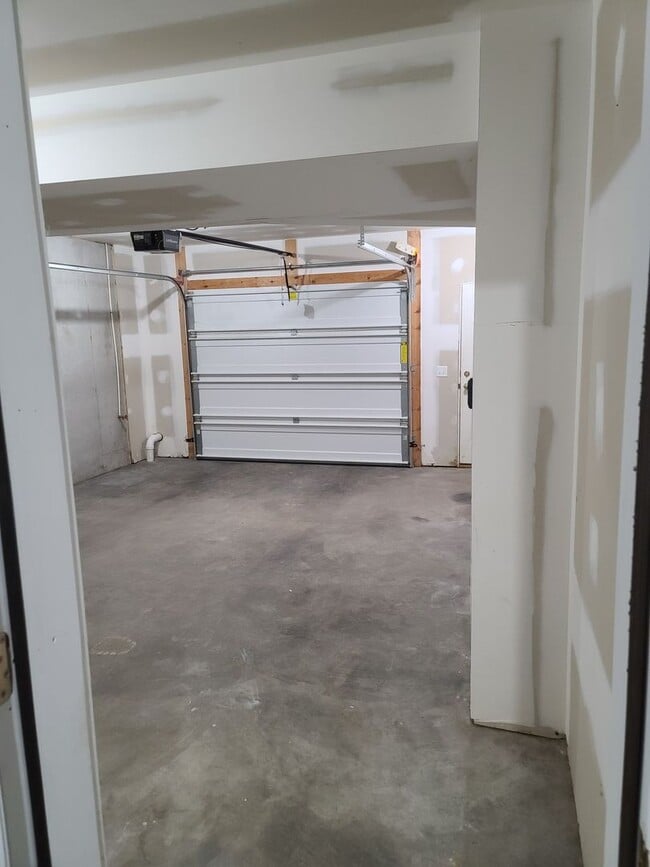Building Photo - 3 Bedroom Townhome for Rent in Waynesboro!