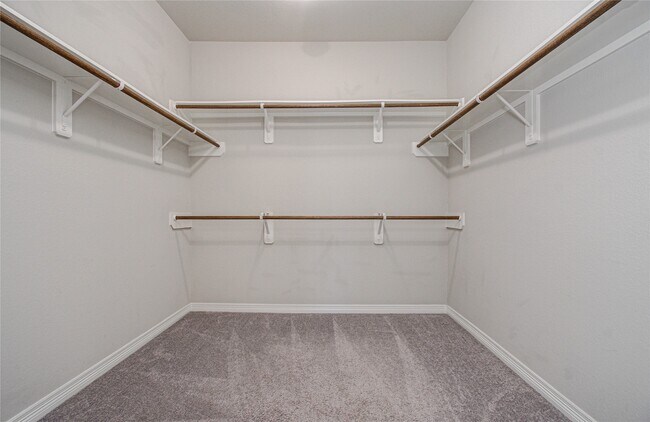 Building Photo - 1705 Bayway Dr
