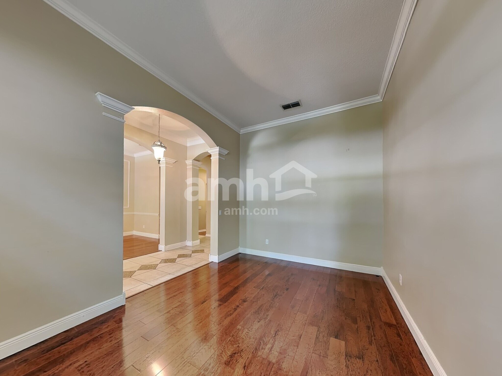 Building Photo - 883 Moonluster Dr