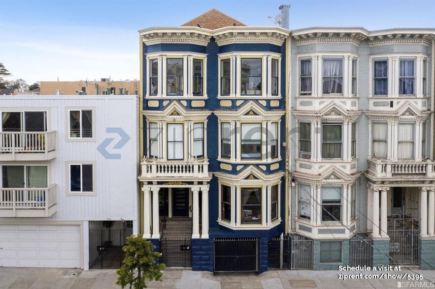 Building Photo - 643 Cole St