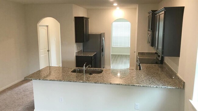 Building Photo - 20731 Solstice Point Dr