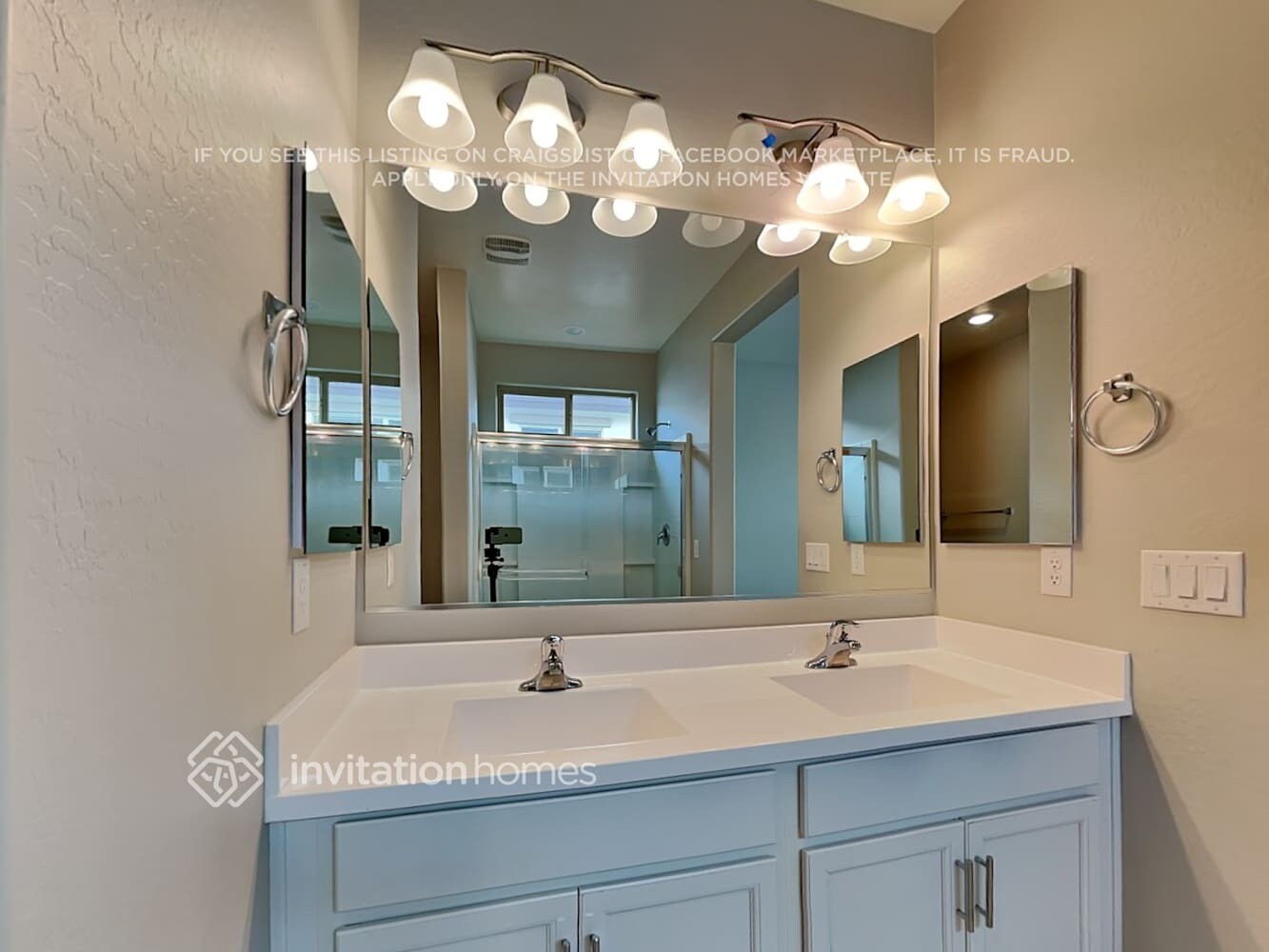 Building Photo - 19683 W Campbell Ave