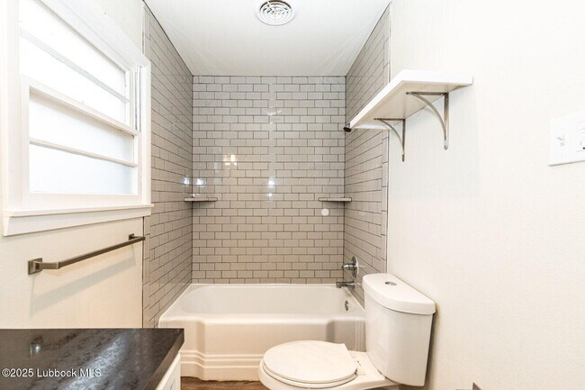 Building Photo - 3805 48th St