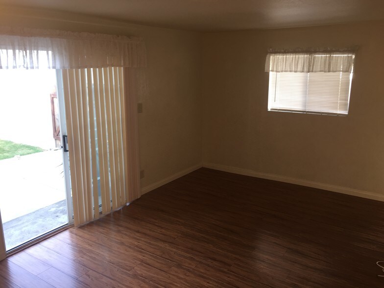 Building Photo - 2343 246th Pl