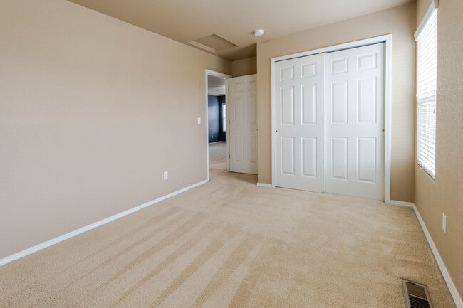 Building Photo - $2195 | 3BR/2.5BA | Dog Friendly Beautiful...