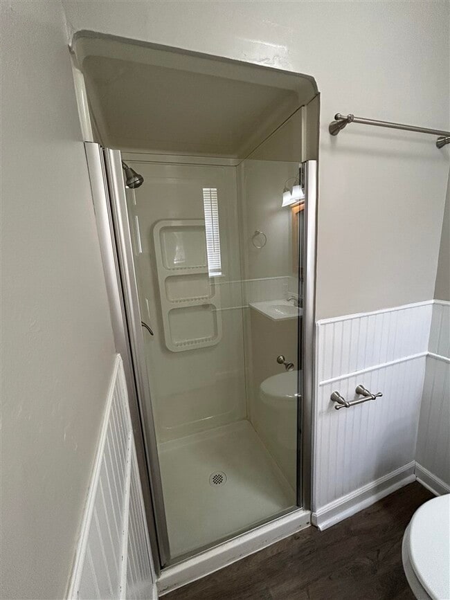 Building Photo - 6428 NW Arrowhead Dr