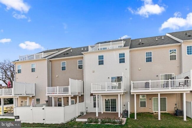 Building Photo - 7808 Taggart Ct