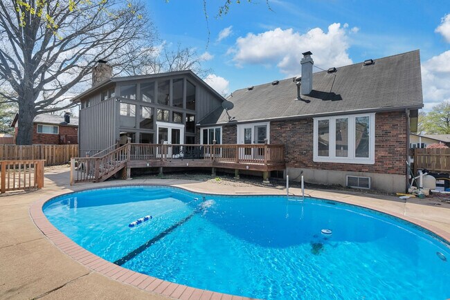 Building Photo - 5382 Kings Park Dr