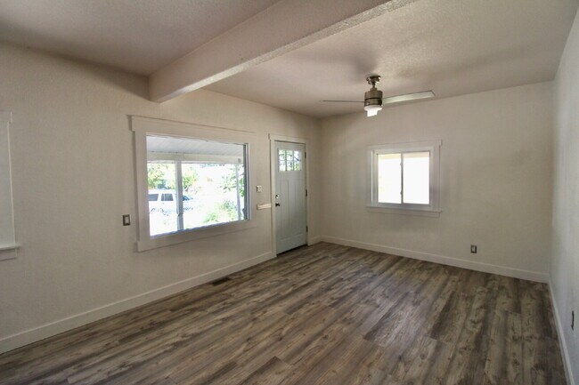 Building Photo - 4530 Clayton St