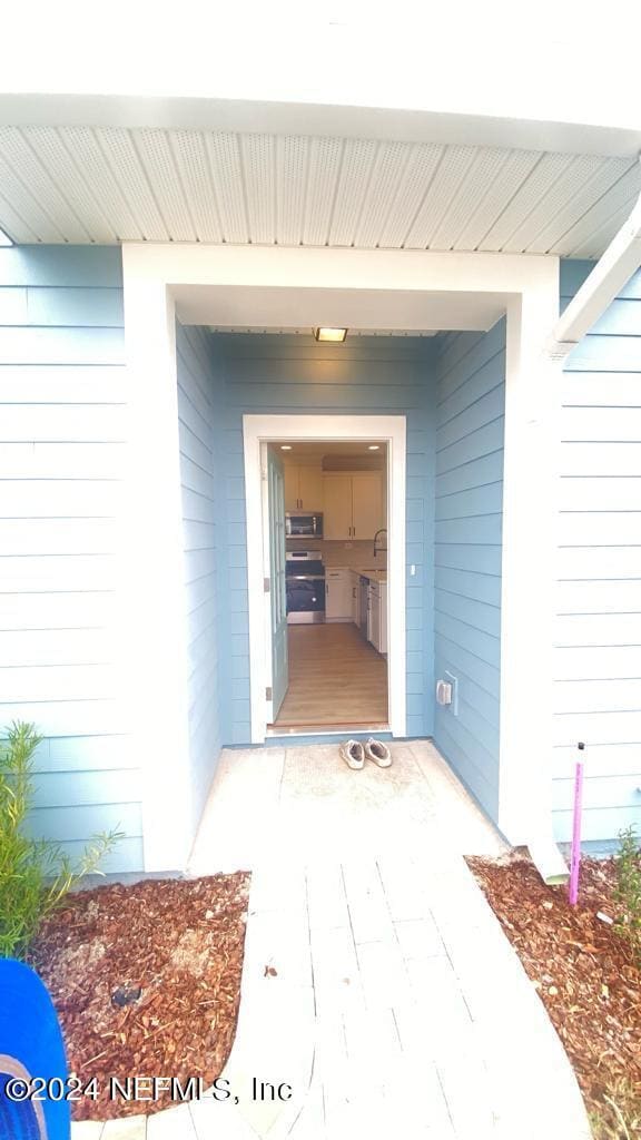 Building Photo - 18 Mellowood Ln