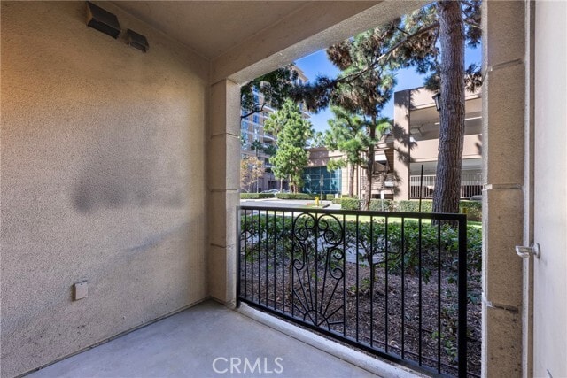 Building Photo - 2112 Watermarke Pl