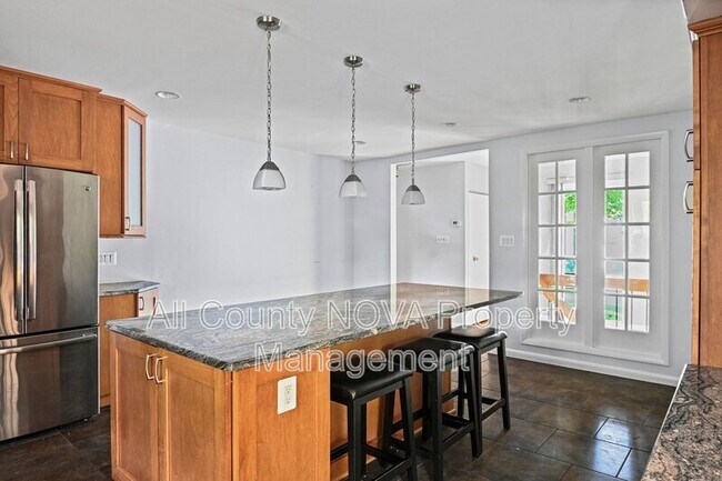 Building Photo - 8108 Timber Valley Ct