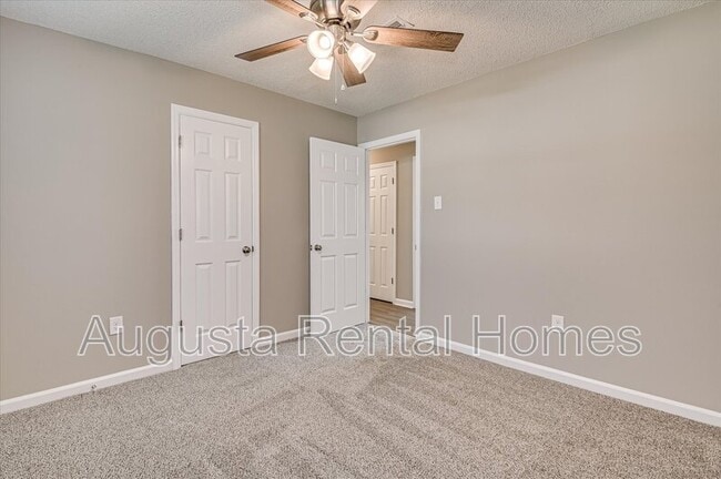 Building Photo - 3422 Chadborne St