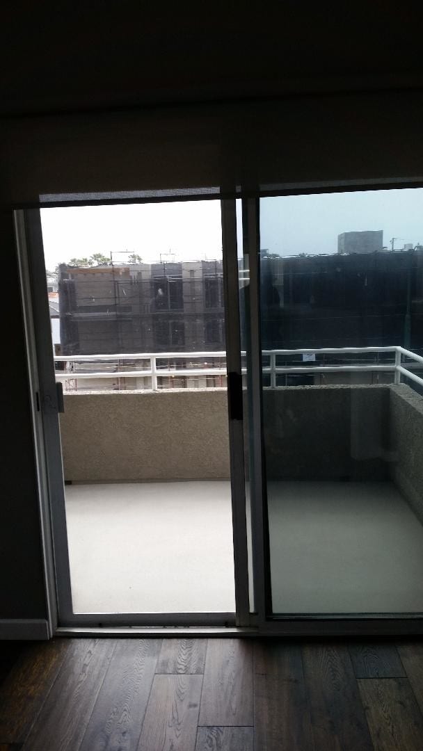 balcony off livingroom - 1428 Hermosa Ave