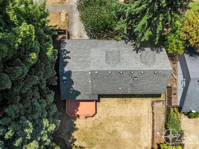 Building Photo - 2702 NW 108th St
