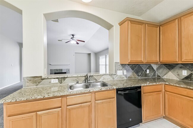 Building Photo - 8914 Heron Nest Dr