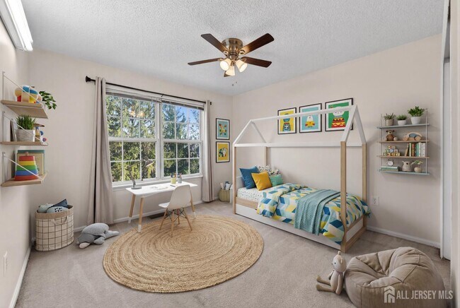 Building Photo - 22 Guisborough Way