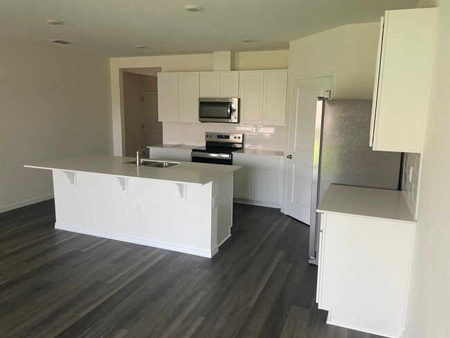 Building Photo - 1005 Ellerston St