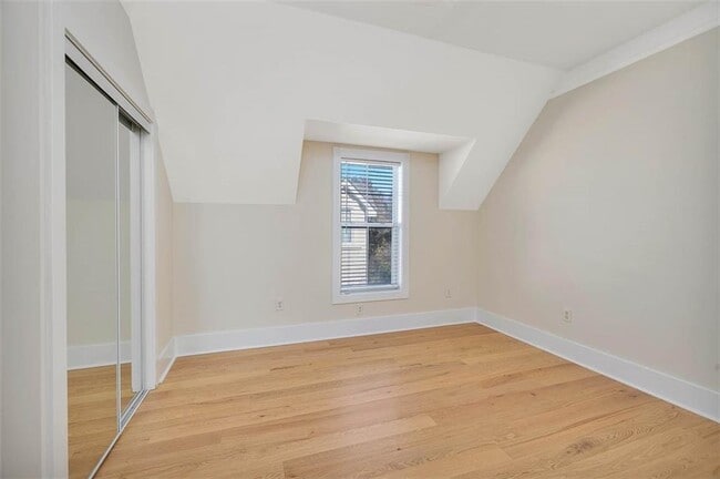 Building Photo - 156 Shady Brook Cir