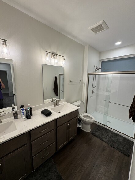 Building Photo - 4025 Cedar Heights Dr