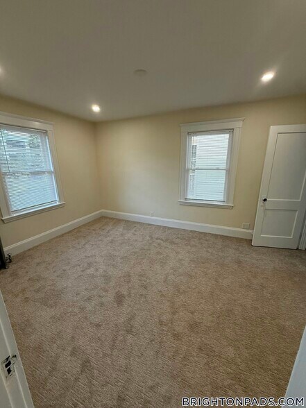 Building Photo - 101 Kilsyth Rd