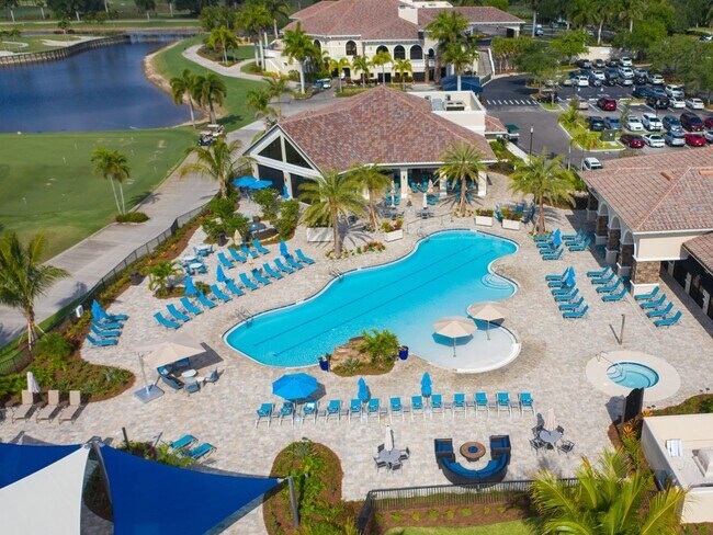 Building Photo - CALLING ALL GOLF ENTHUSIASTS ** STUNNING 2...