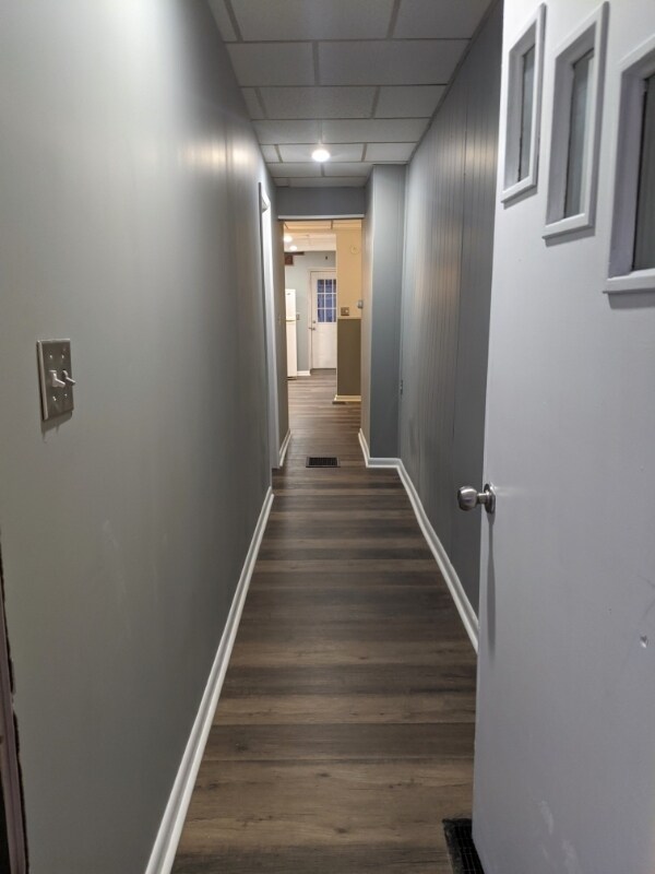 Building Photo - 700 Lincoln St