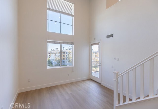 Building Photo - 2400 Scholarship