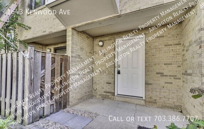 Building Photo - 1643 Kenwood Ave