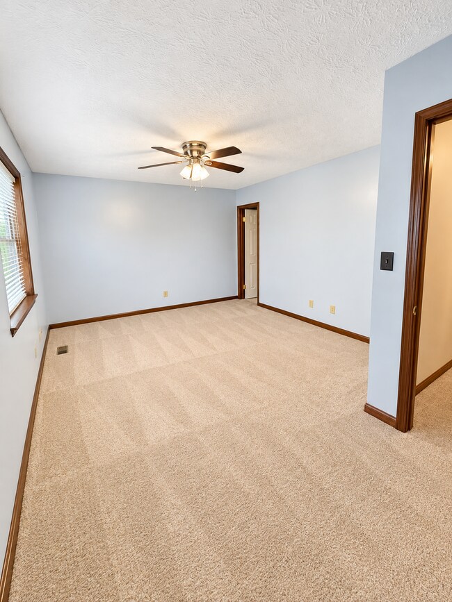 Building Photo - 45759 Church Dr