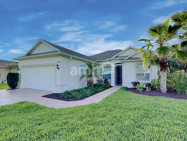 Primary Photo - 12823 24th St Cir E