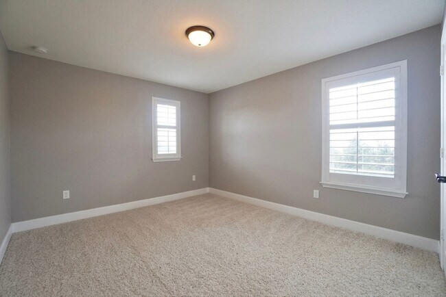 Building Photo - 7016 Lickeen Ct